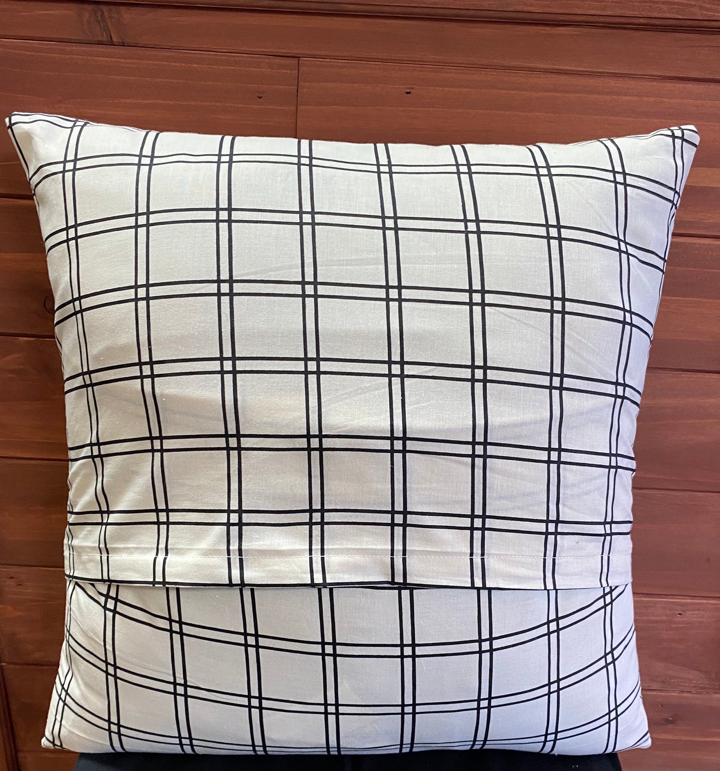"New York/Paris" Set of 2 throw pillows with removable covers