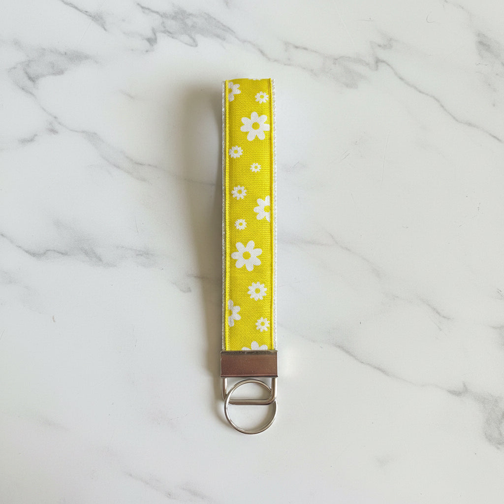 Yellow Daisy - Keychain
